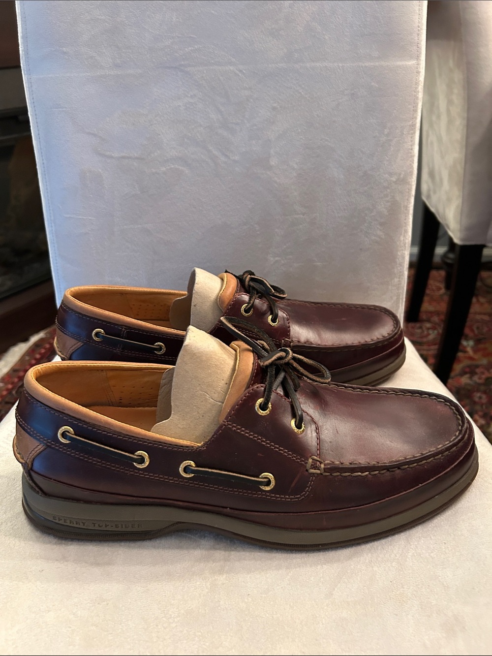 Sperry Men’s Boat Shoes in Burgundy Leather - Picture 4 of 6